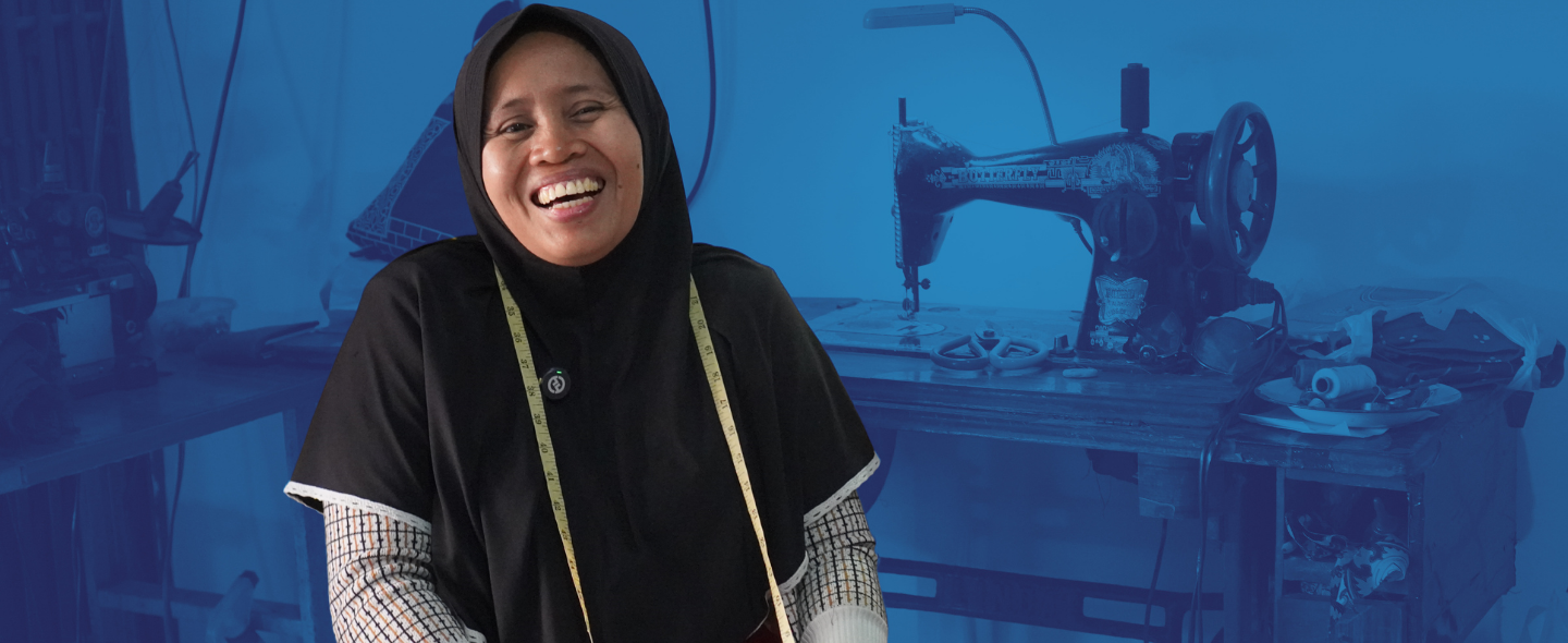 Kerja Informal bagi Difabel: Perjalanan Bu Yani Menjahit Pilihannya